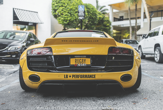 Audi R8 V10 Liberty Walk Widebody