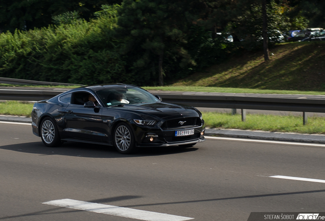 Ford Mustang GT 2015