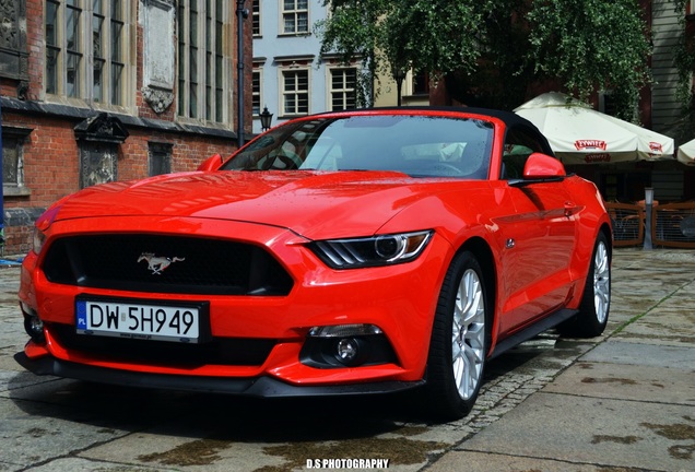 Ford Mustang GT Convertible 2015