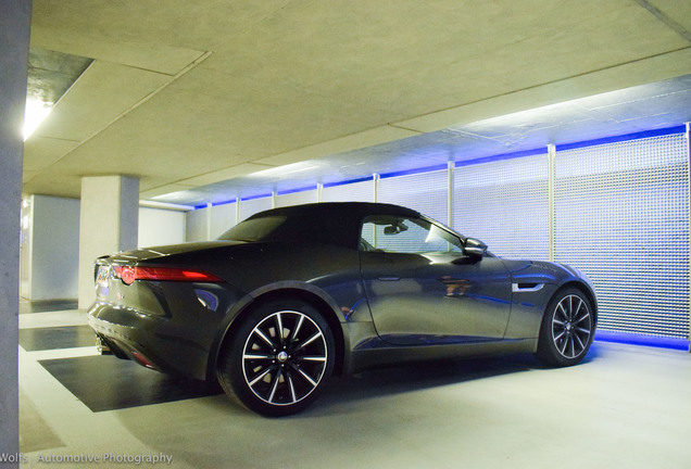 Jaguar F-TYPE S Convertible