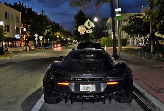 McLaren 570S