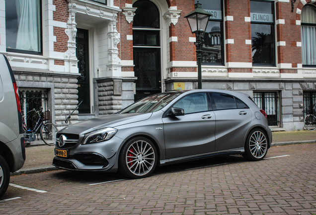 Mercedes-AMG A 45 W176 2015