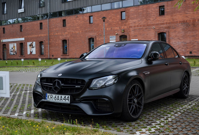 Mercedes-AMG E 63 S W213 Edition 1