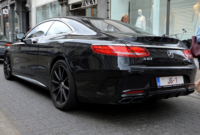 Mercedes-Benz S 63 AMG Coupé C217