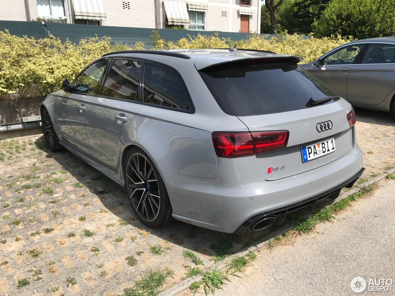 Audi RS6 Avant C7 2015