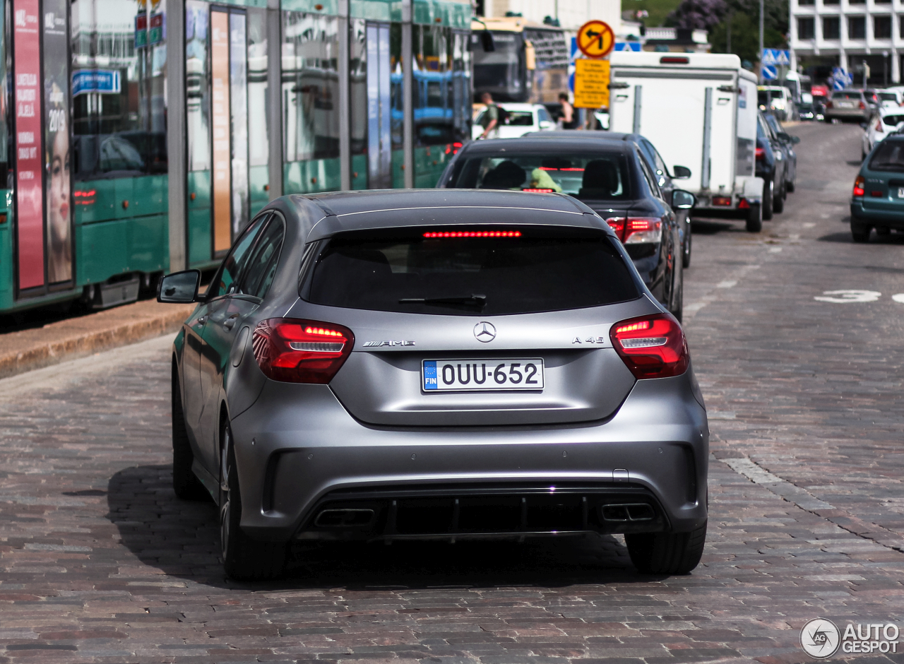 Mercedes-AMG A 45 W176 2015