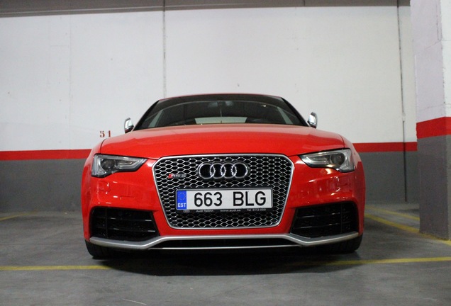 Audi RS5 B8 2012