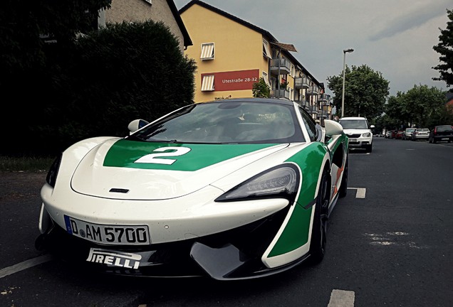 McLaren 570S