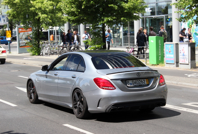 Mercedes-AMG C 63 S W205