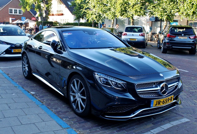 Mercedes-Benz S 63 AMG Coupé C217