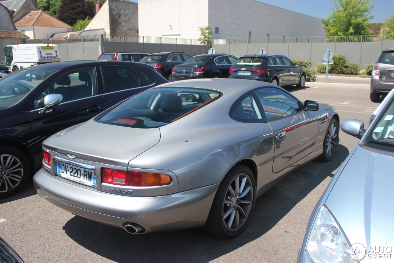 Aston Martin DB7 Vantage