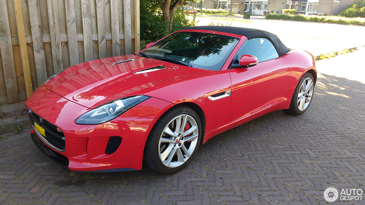 Jaguar F-TYPE S Convertible