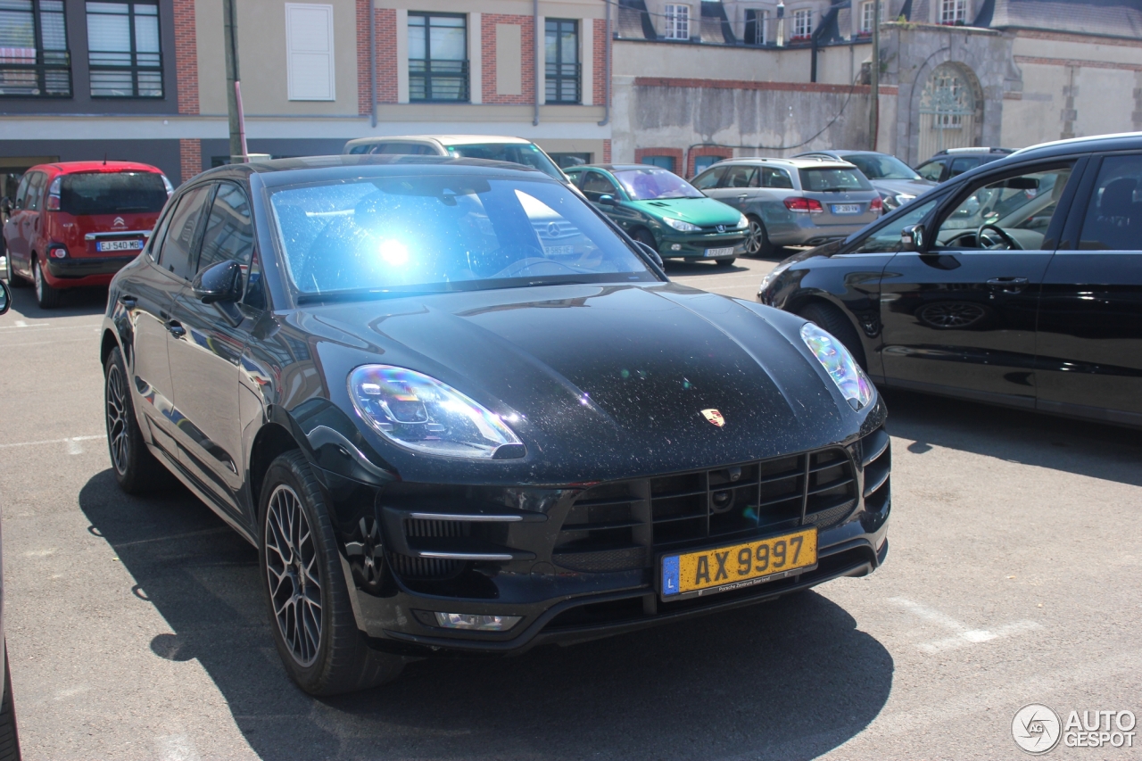 Porsche 95B Macan Turbo