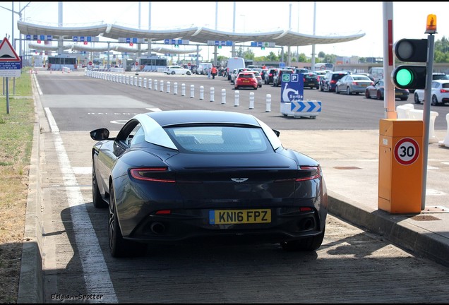 Aston Martin DB11