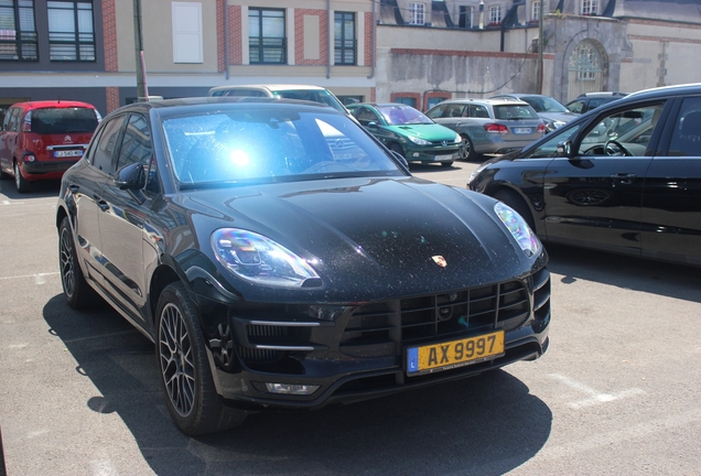 Porsche 95B Macan Turbo MkI