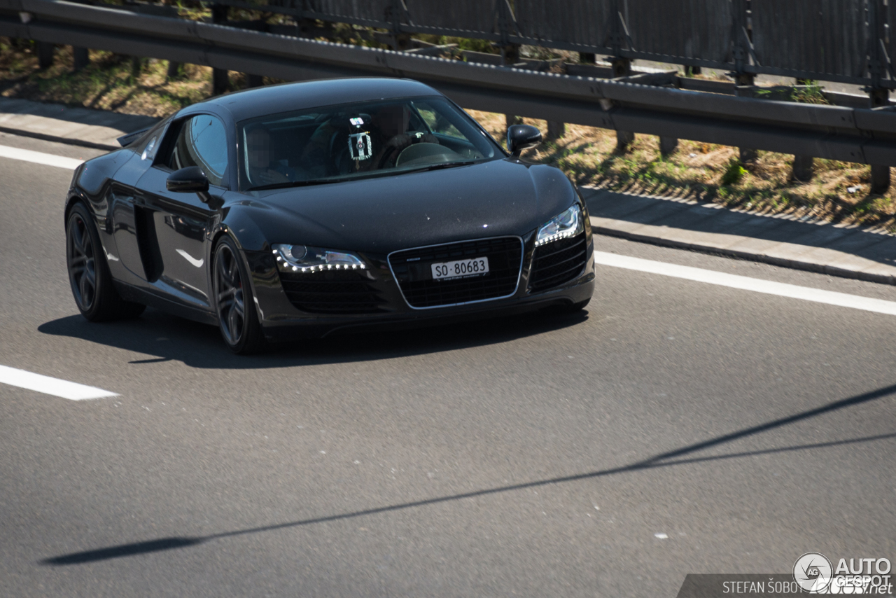 Audi R8