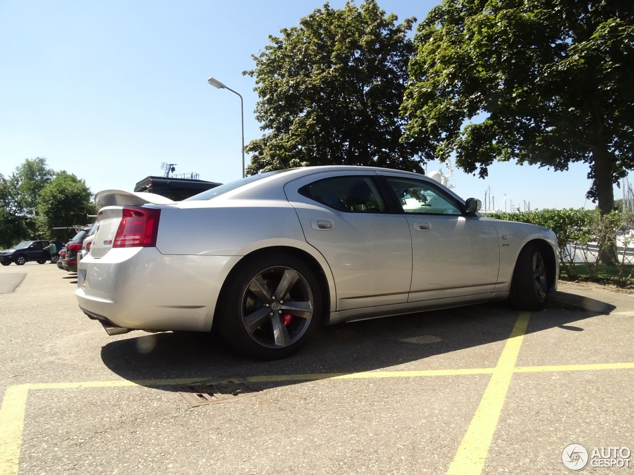 Dodge Charger SRT-8