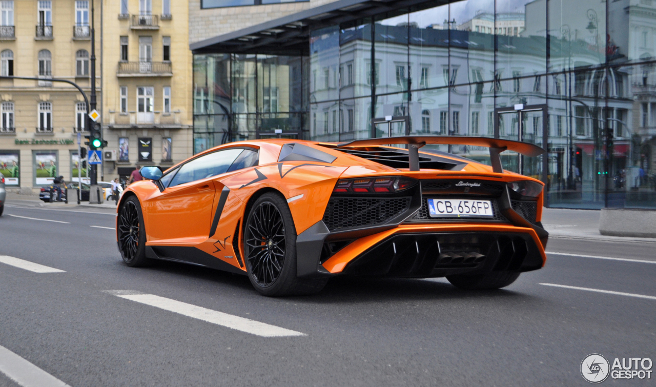 Lamborghini Aventador LP750-4 SuperVeloce