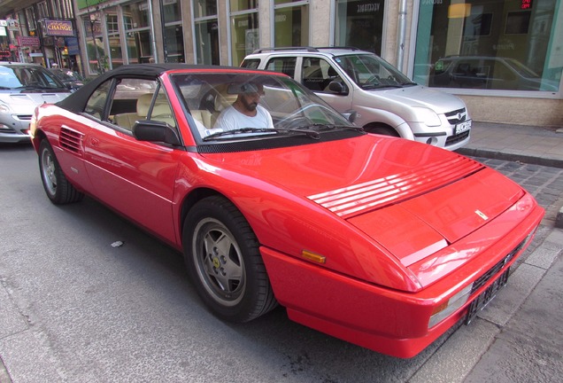 Ferrari Mondial T Cabriolet