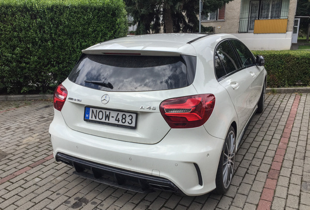 Mercedes-AMG A 45 W176 2015