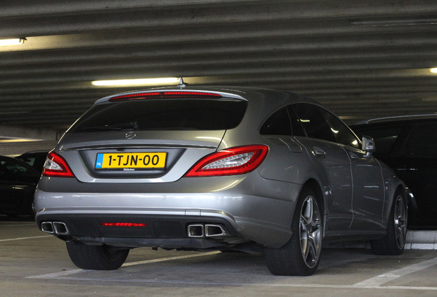 Mercedes-Benz CLS 63 AMG X218 Shooting Brake