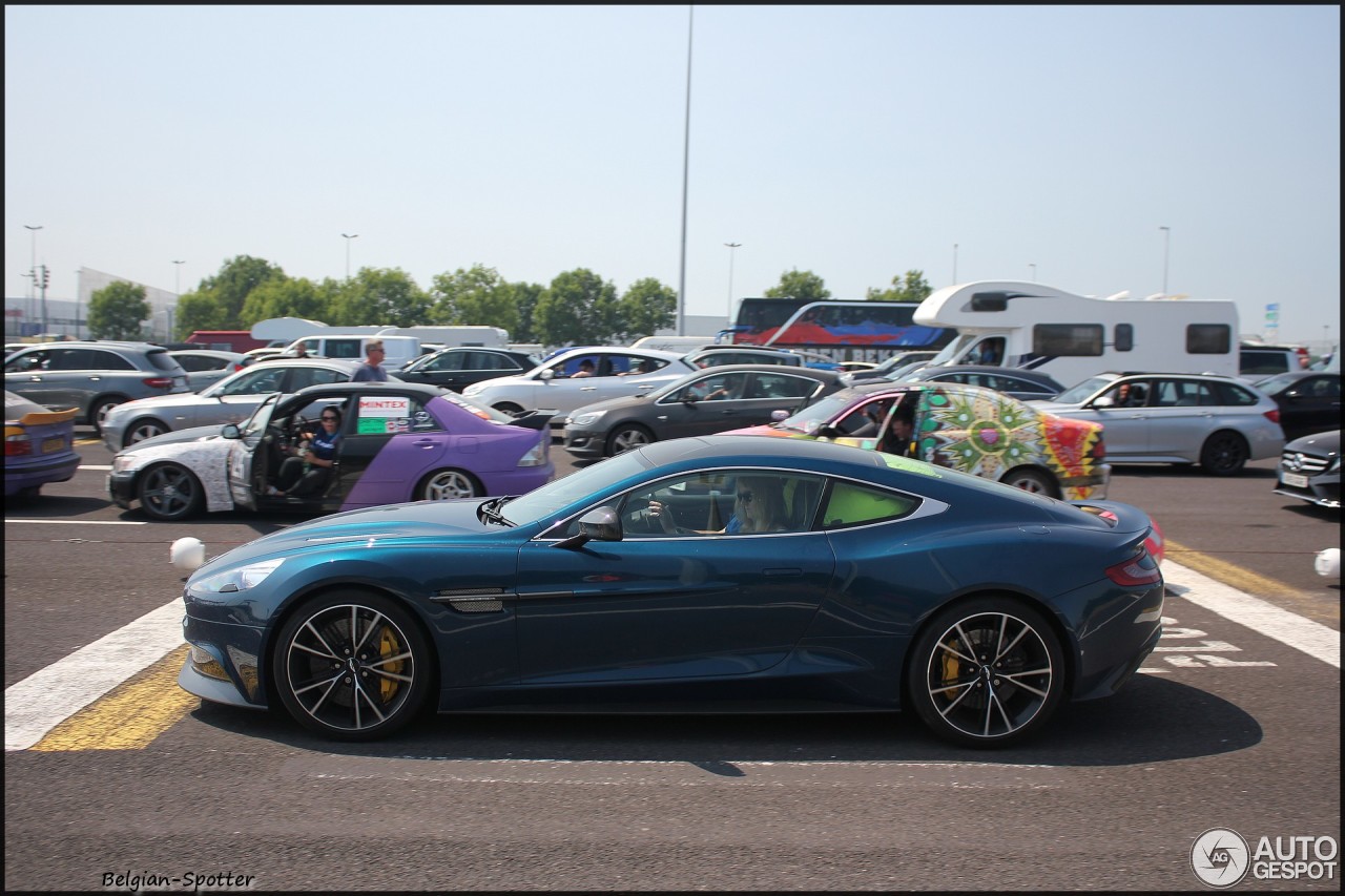 Aston Martin Vanquish 2013