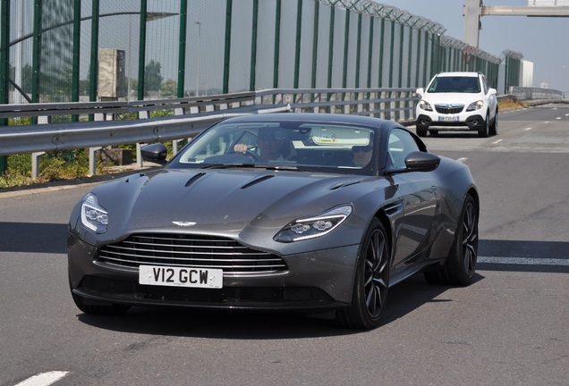 Aston Martin DB11