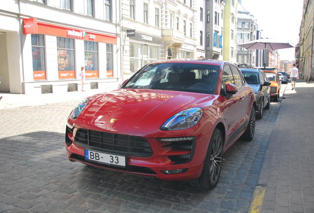 Porsche 95B Macan GTS