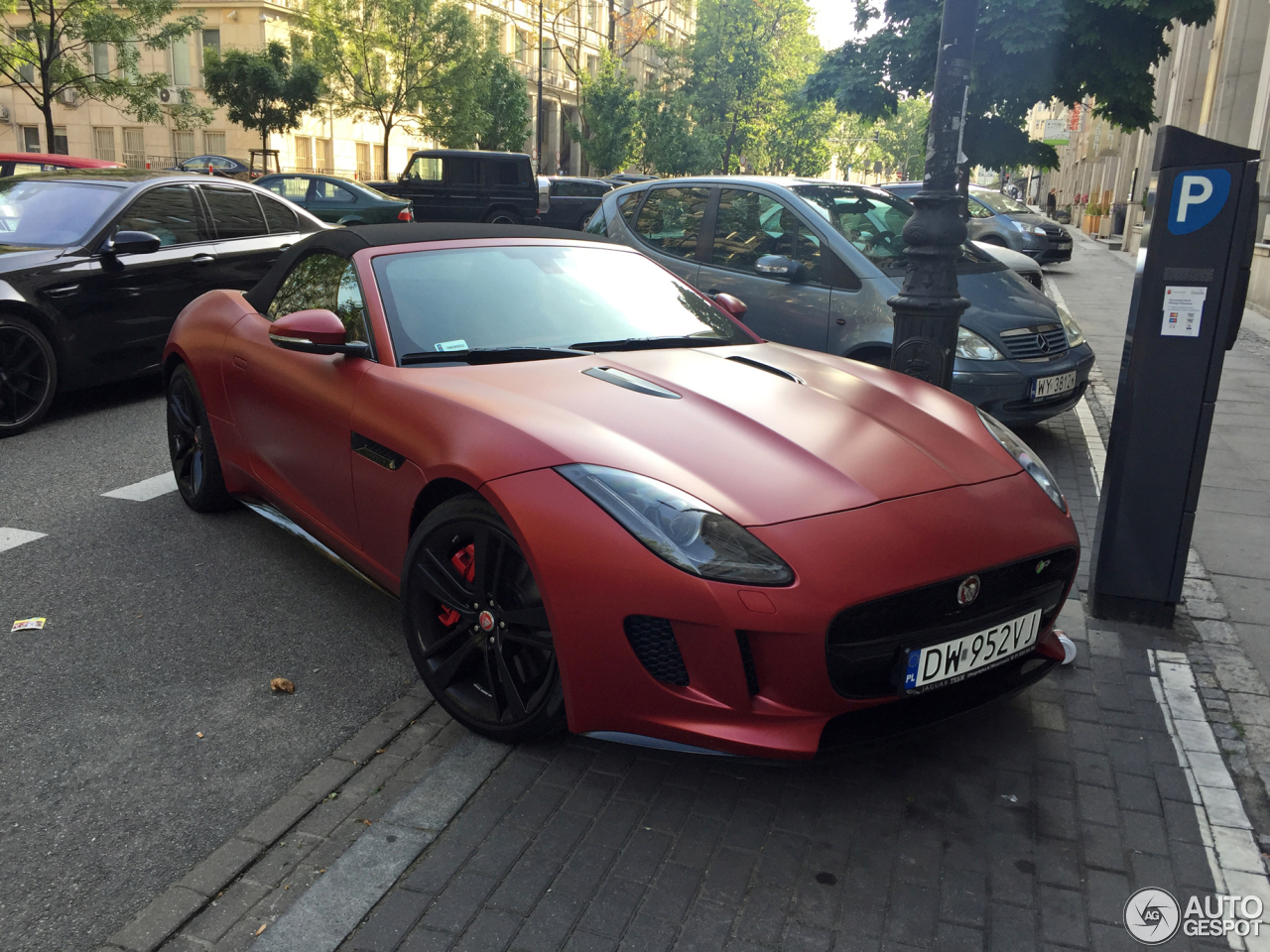 Jaguar F-TYPE R Convertible