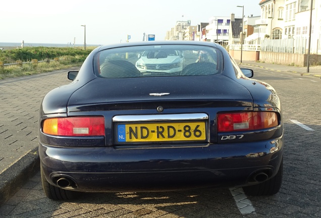 Aston Martin DB7