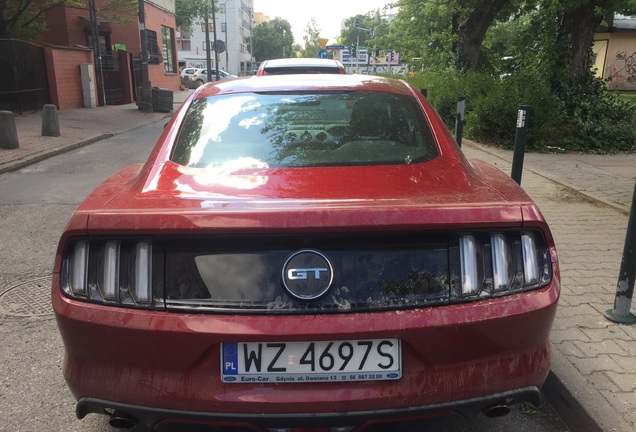 Ford Mustang GT 2015