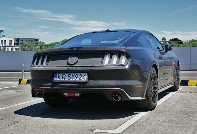 Ford Mustang GT 2015