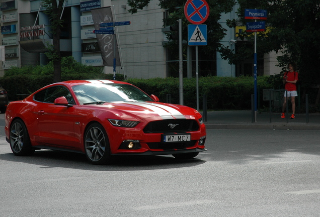 Ford Mustang GT 2015