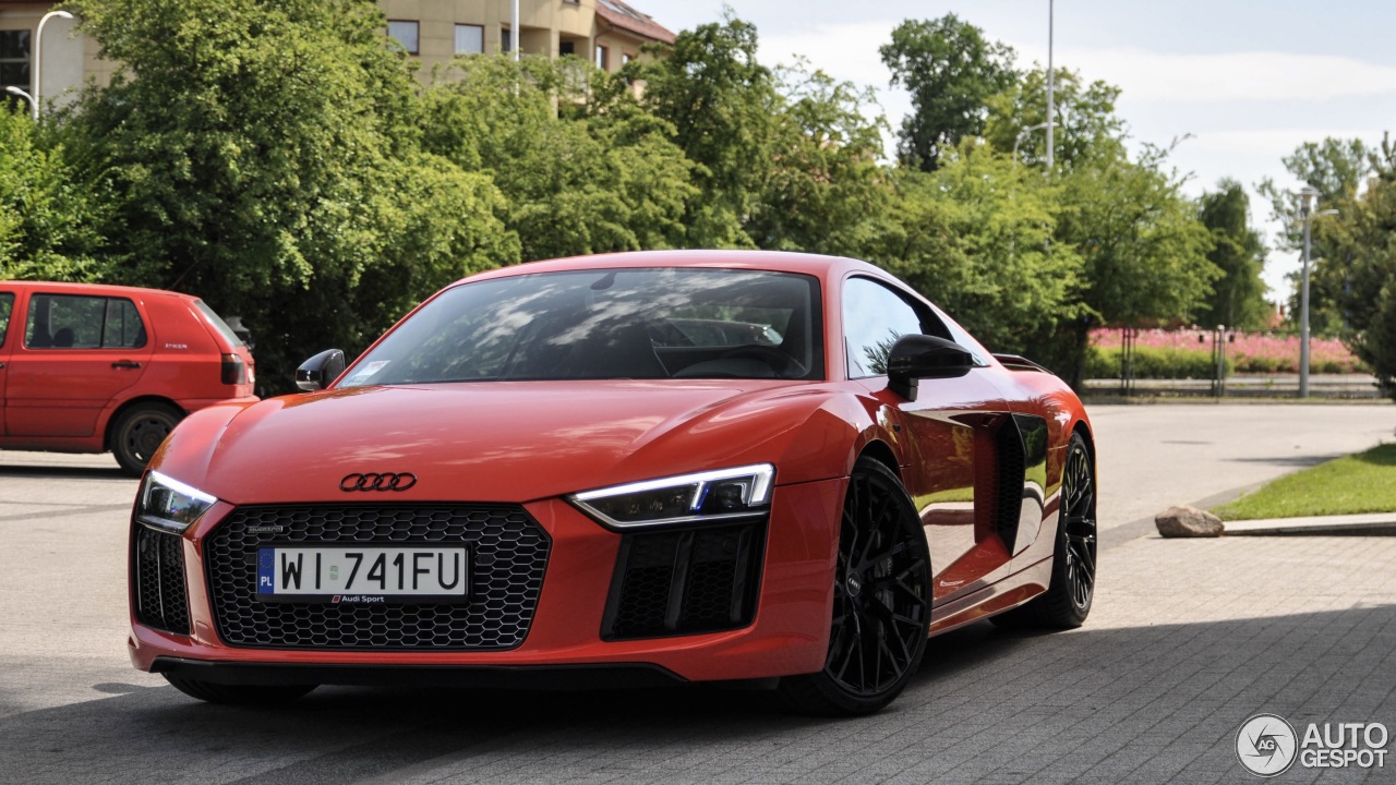 Audi R8 V10 Plus 2015