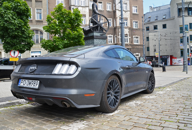 Ford Mustang GT 2015