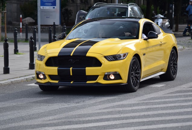 Ford Mustang GT 2015