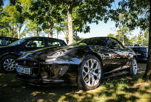 Jaguar F-TYPE S Convertible