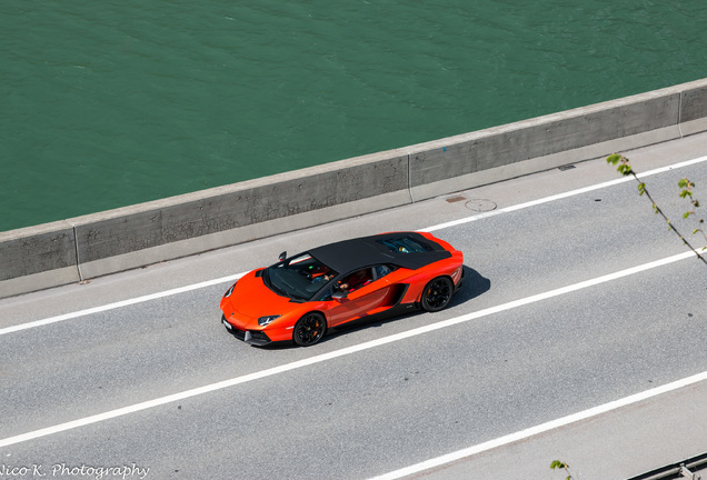 Lamborghini Aventador LP700-4