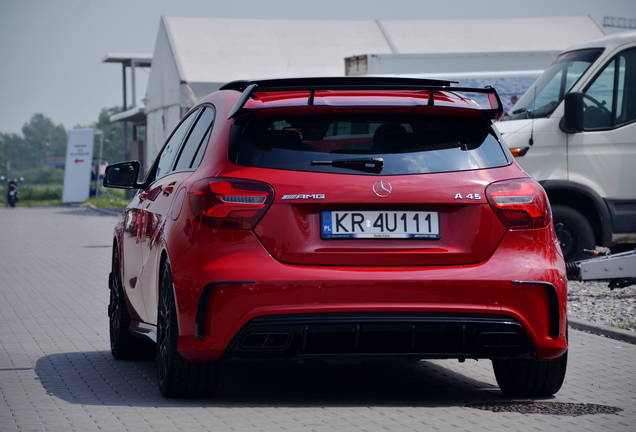 Mercedes-AMG A 45 W176 2015