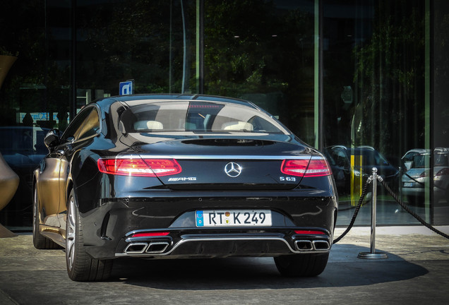 Mercedes-AMG S 63 Coupé C217