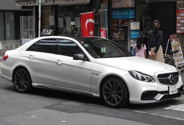 Mercedes-Benz E 63 AMG S W212