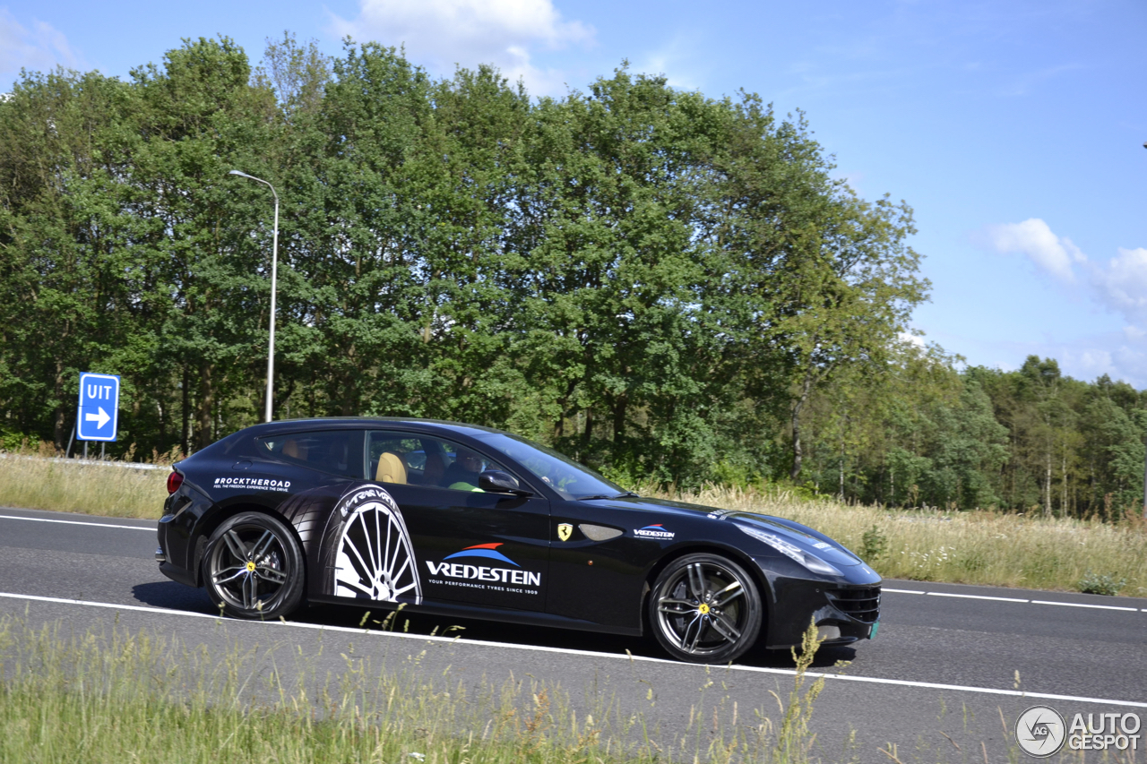 Ferrari FF