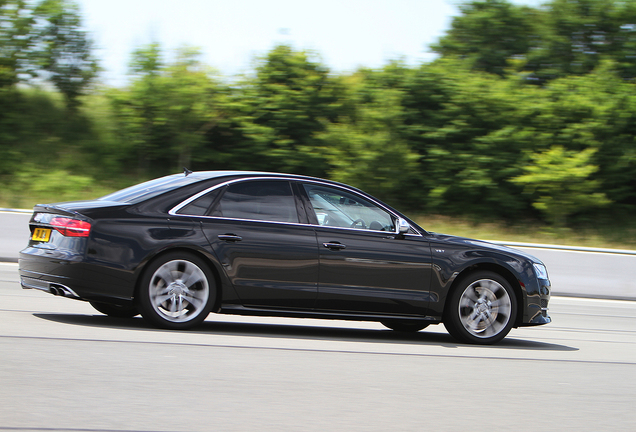 Audi S8 D4 2014