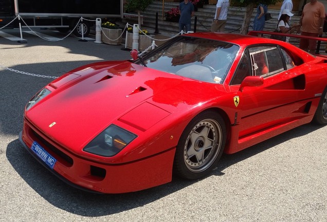 Ferrari F40