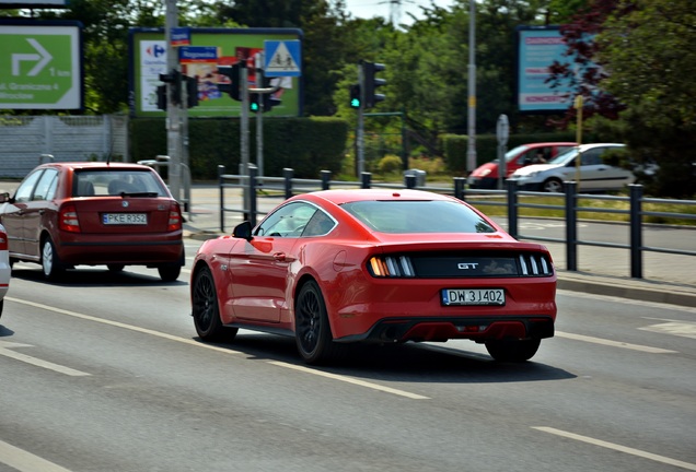 Ford Mustang GT 2015