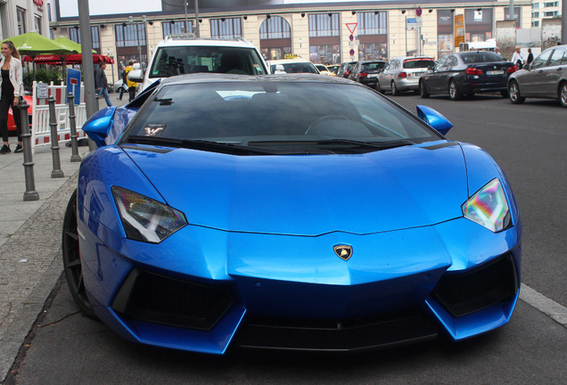 Lamborghini Aventador LP700-4 Roadster