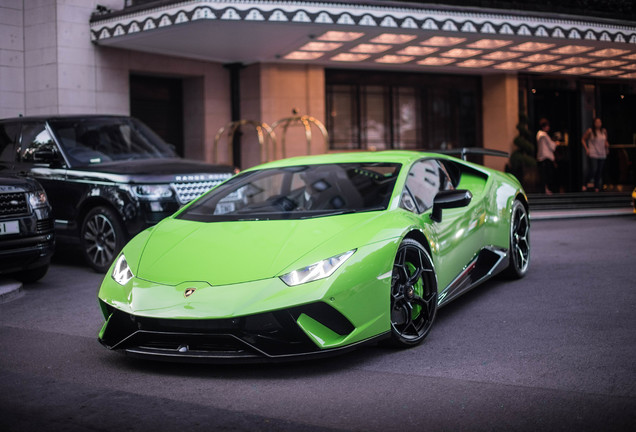 Lamborghini Huracán LP640-4 Performante