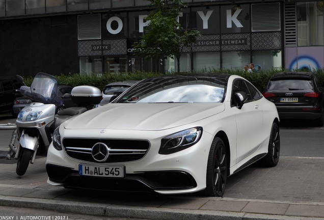 Mercedes-AMG S 63 Coupé C217