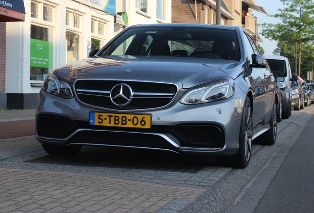 Mercedes-Benz E 63 AMG S W212