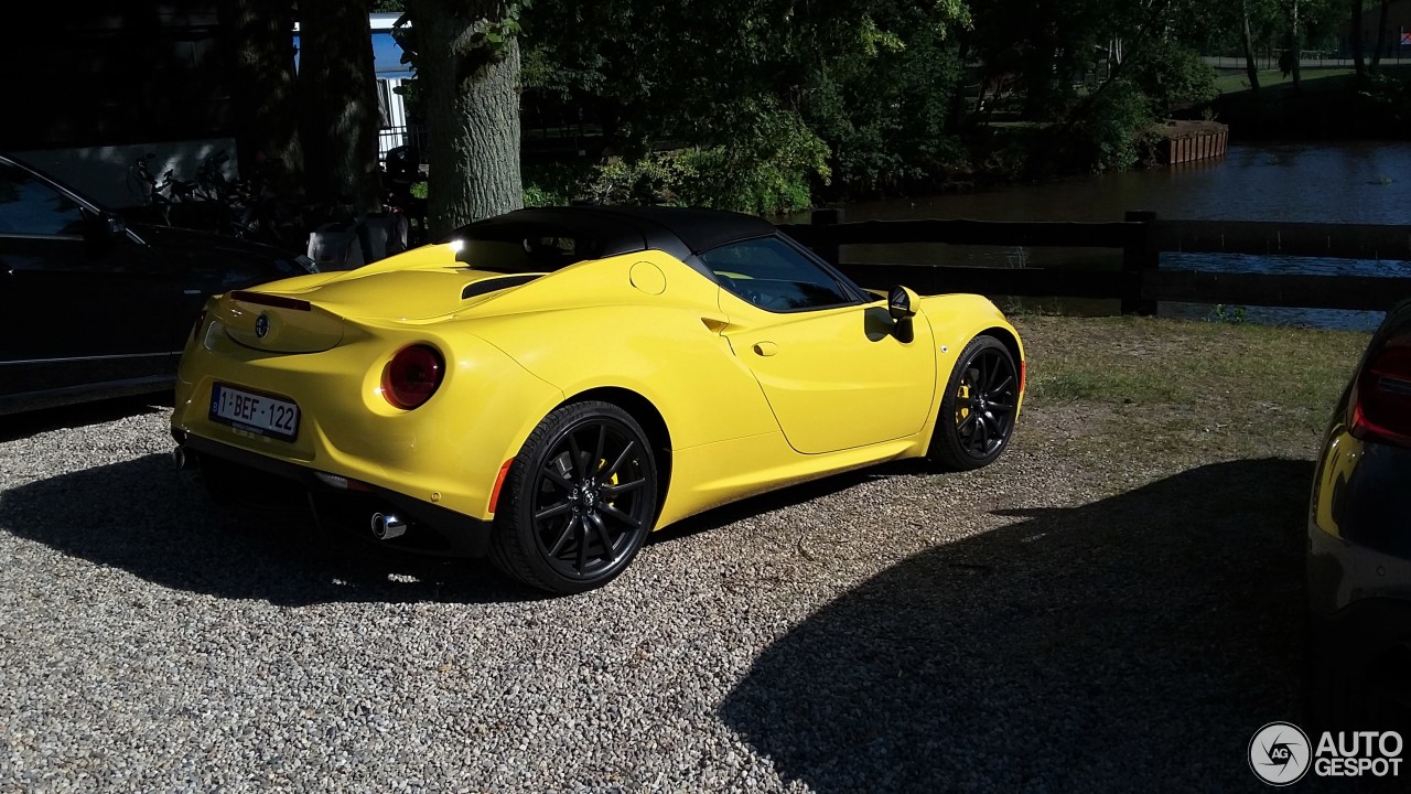 Alfa Romeo 4C Spider